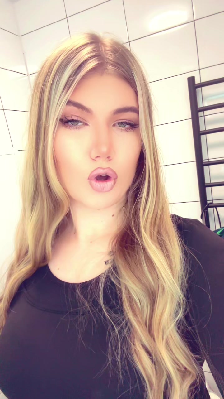@🦋🤍