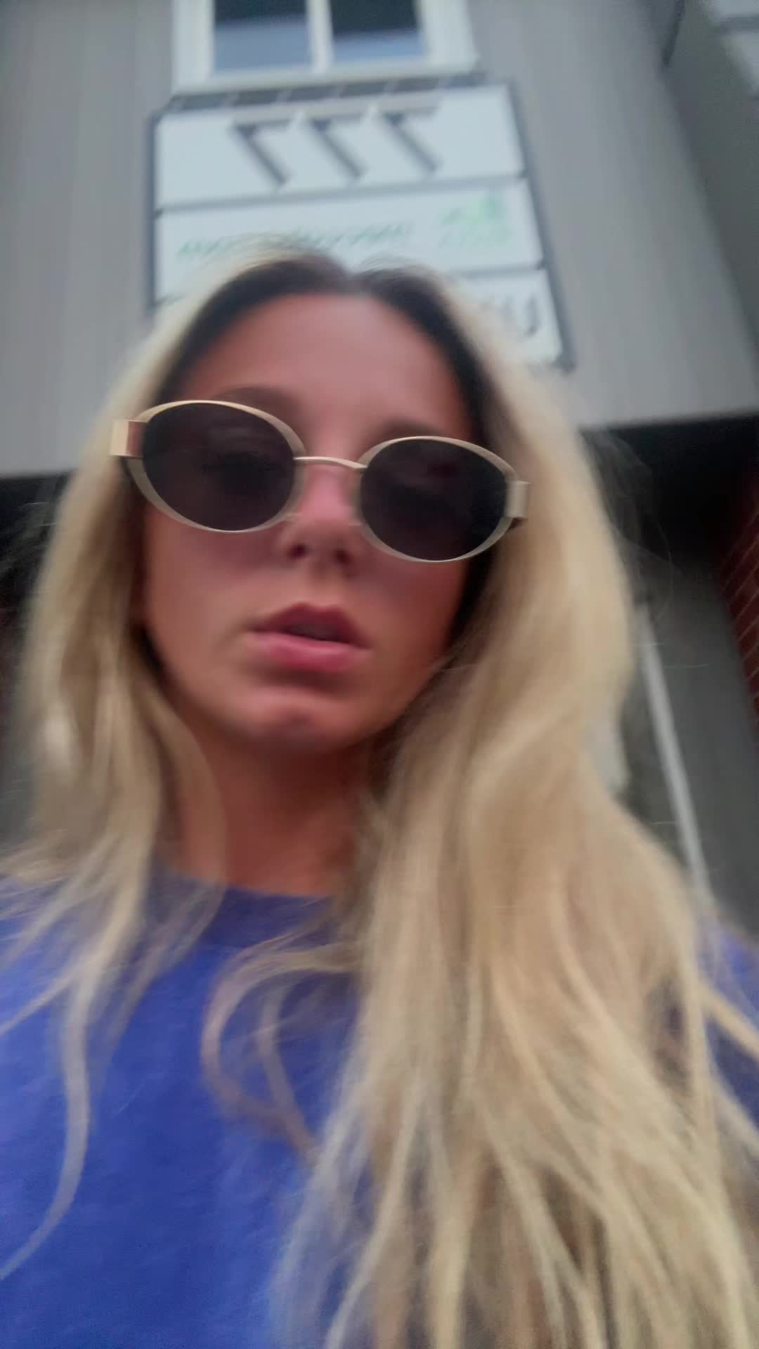 @Laura