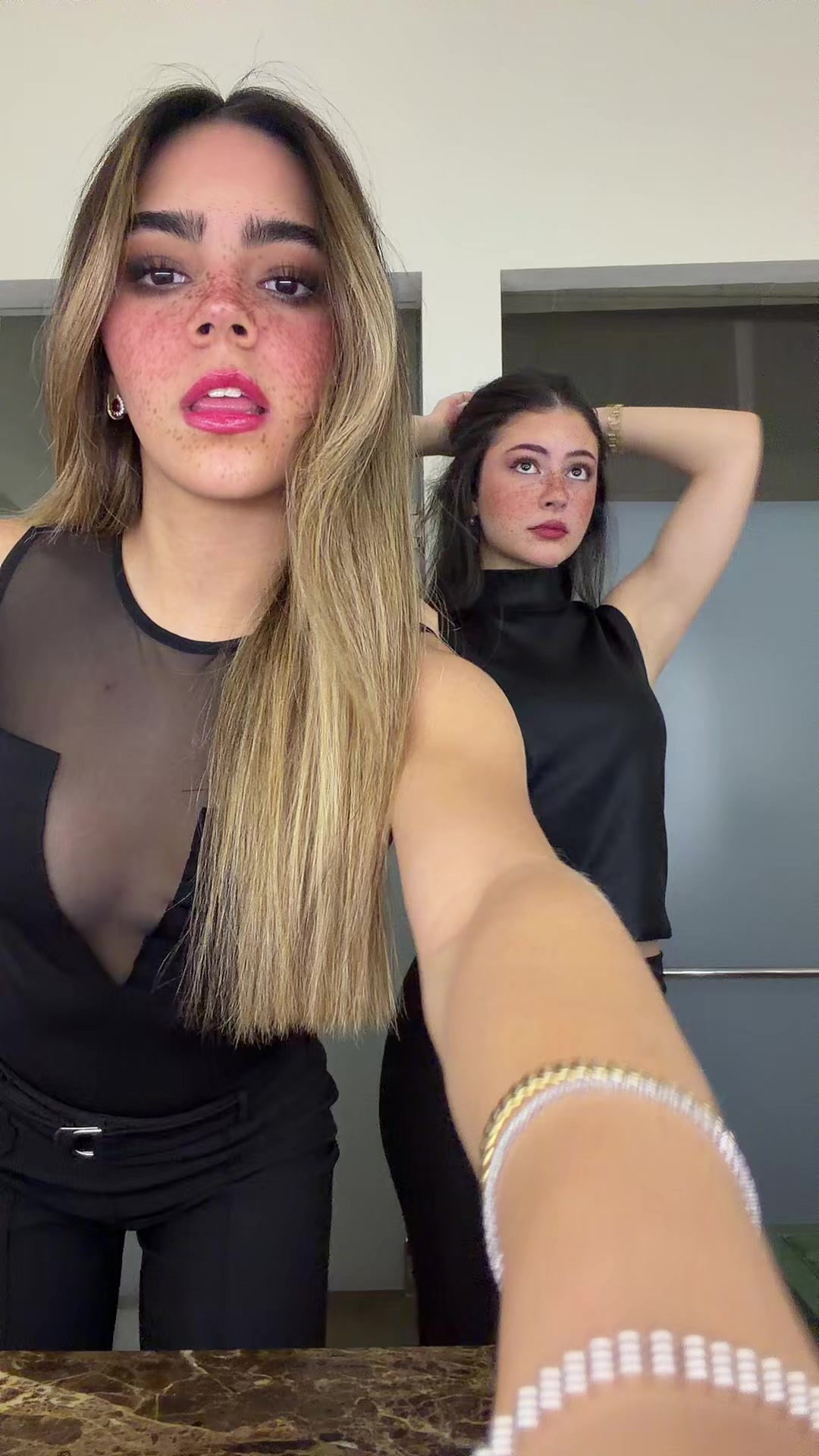 @Wknds