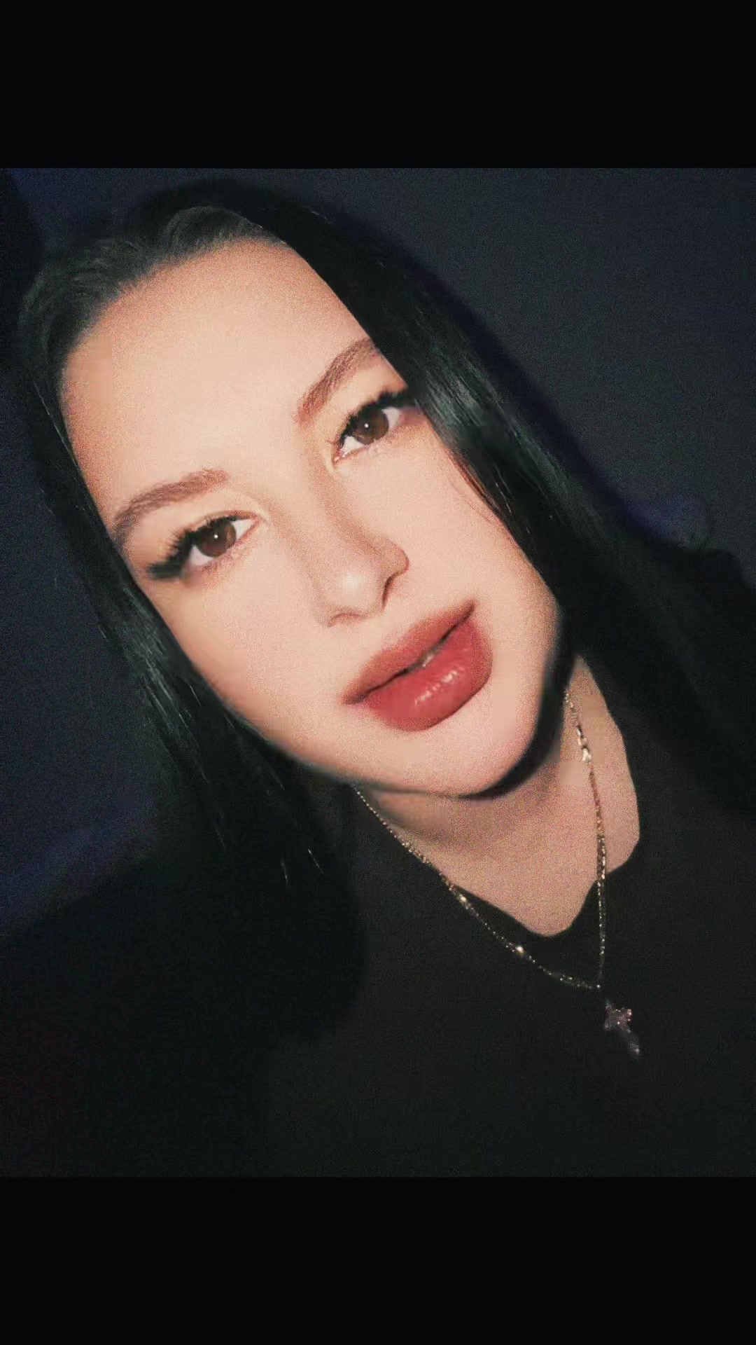 @🍒 𝐂 𝐇 𝐄 𝐑 𝐑 𝐘 🍒