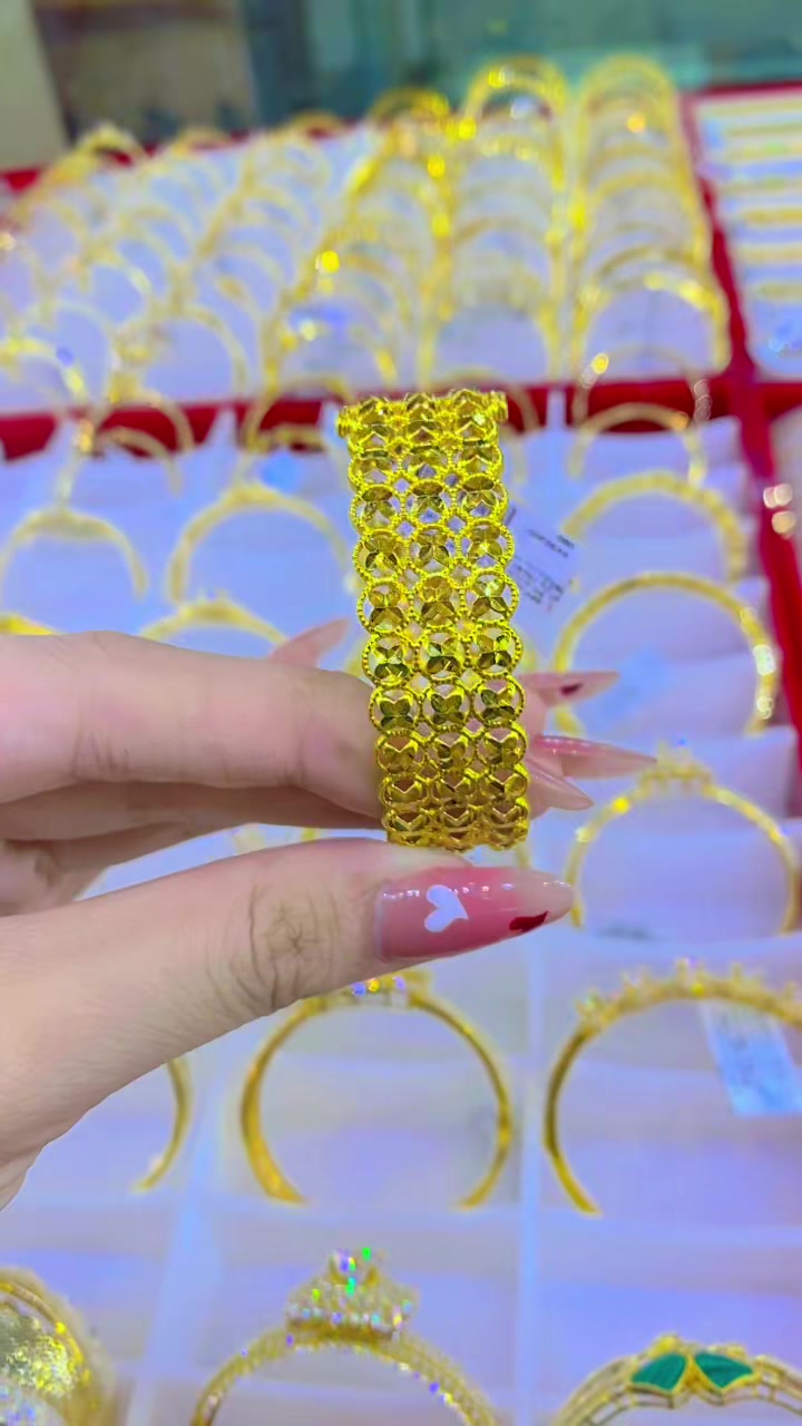 @Tiệm Vàng Kim Huyền ( An Phú )