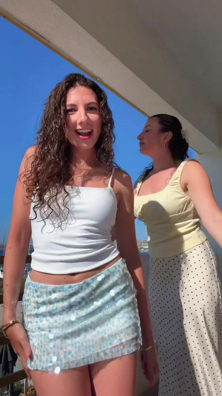 @Yllza