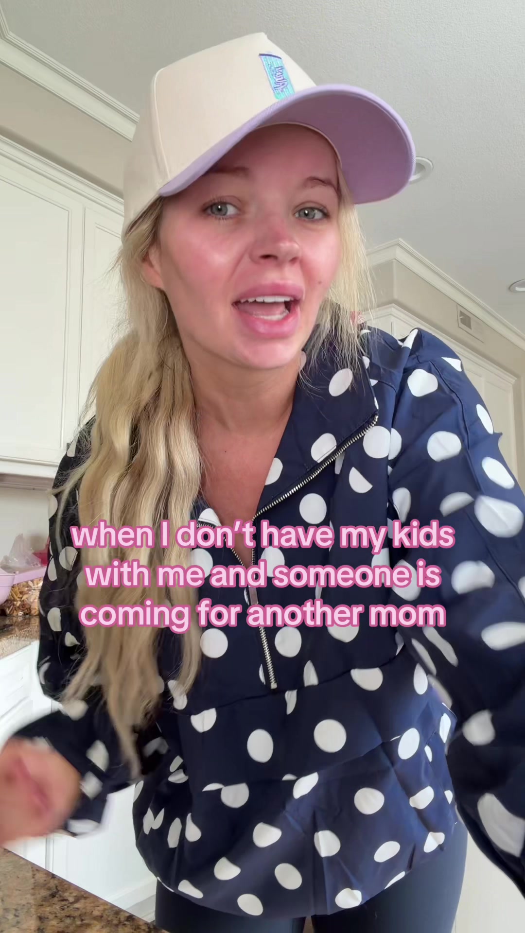 @Olivia May | Mom Style & Hacks