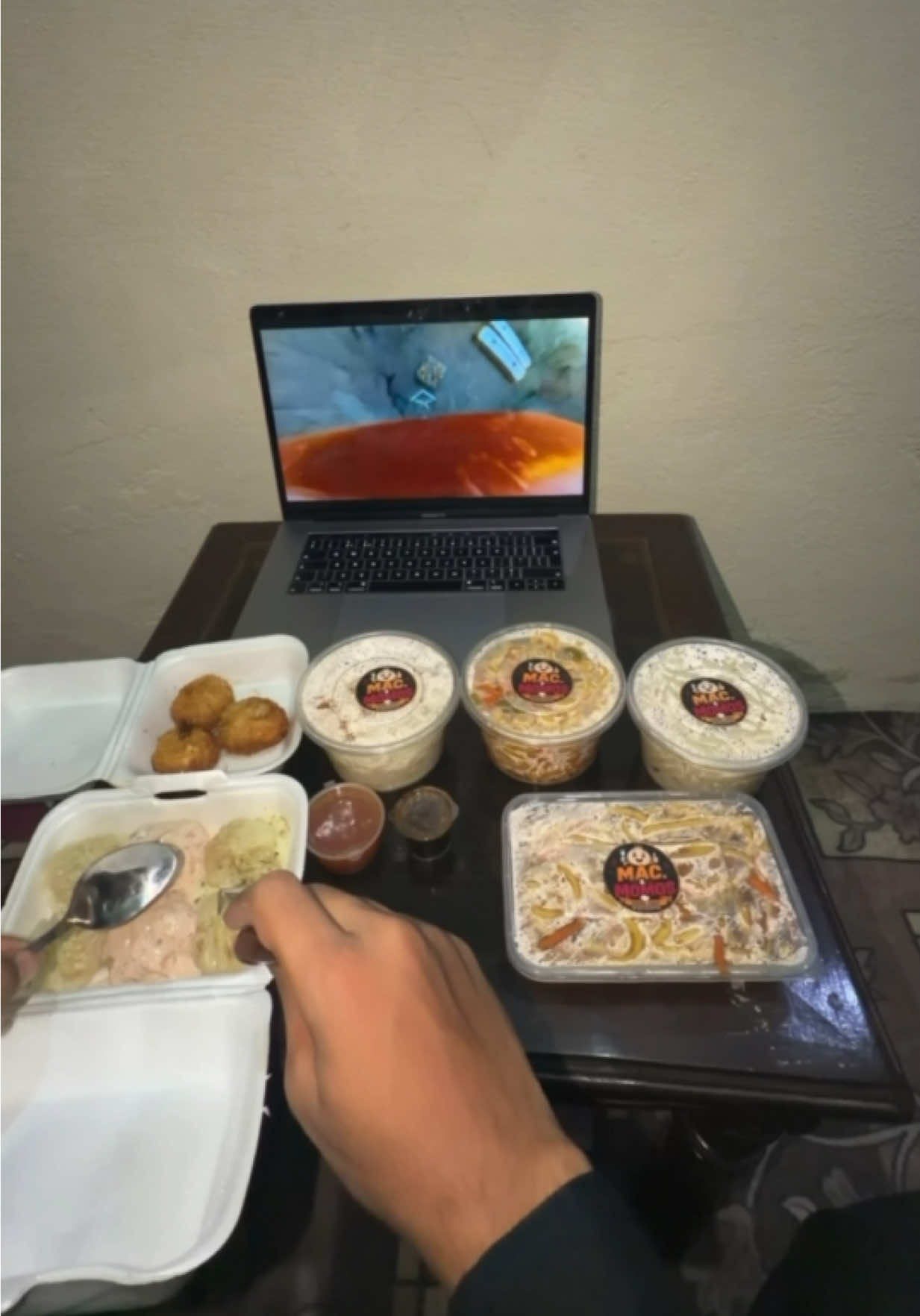 @Mr Deliver