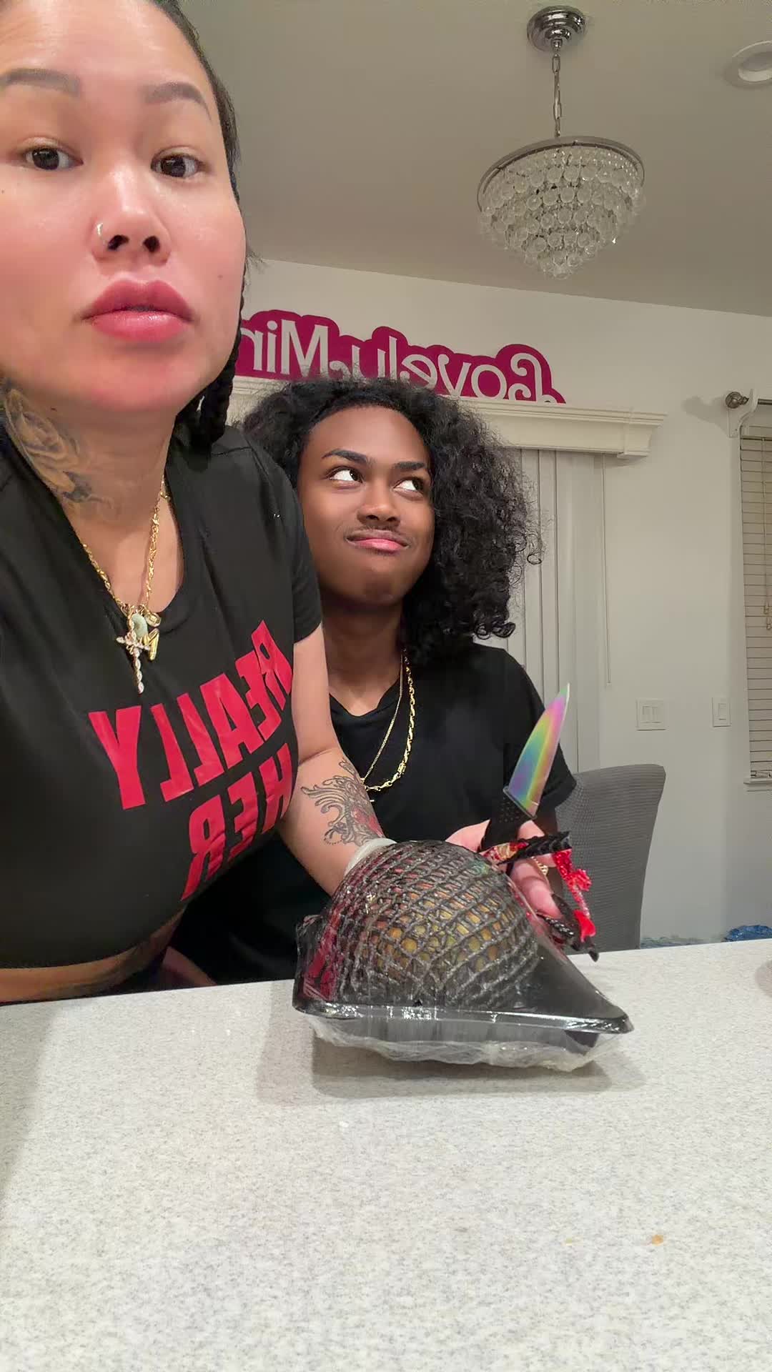 @🦇