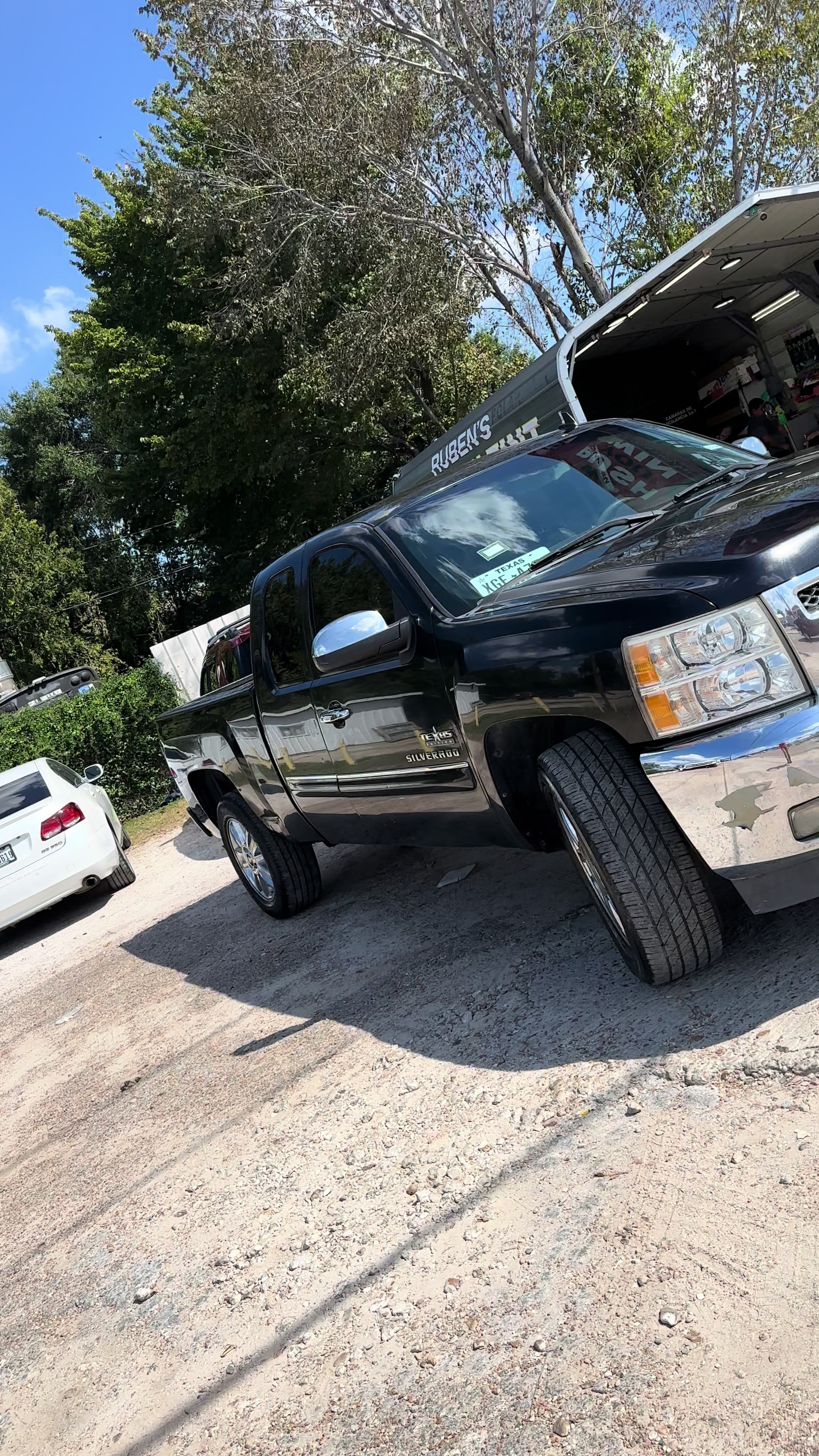@Ruben’s Window Tint LLC