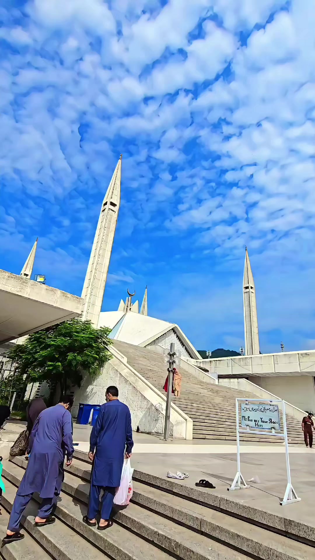 @Only Faisal Masjid ๐