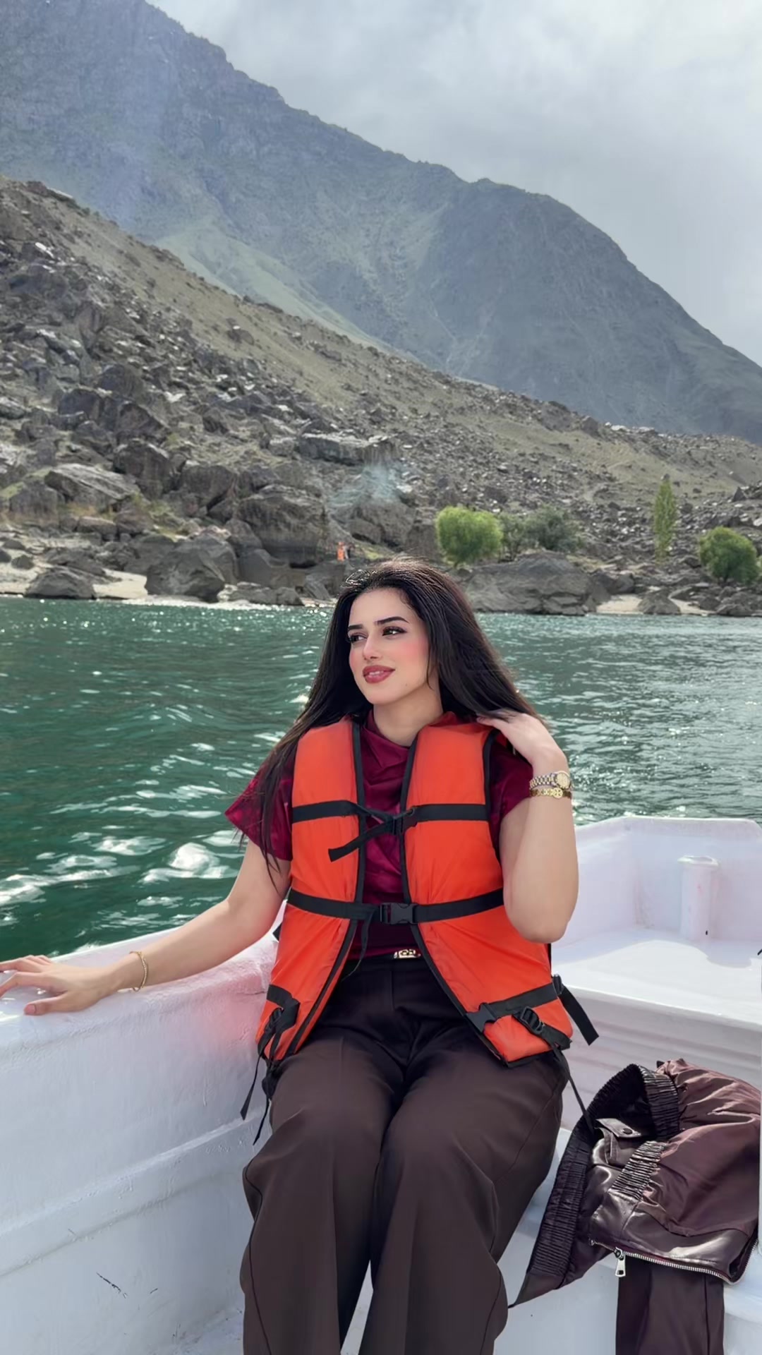 @Alina Amir