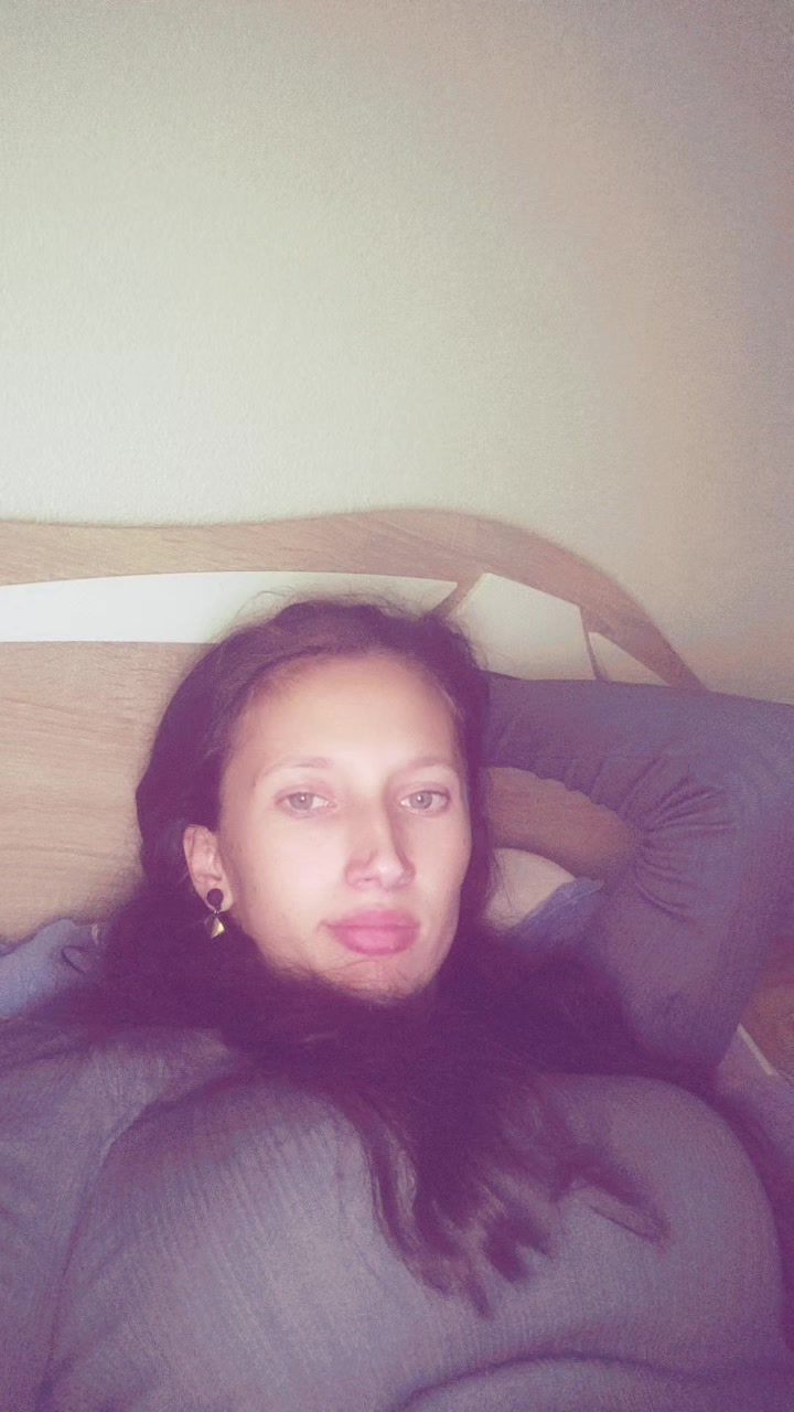 @mira20😜