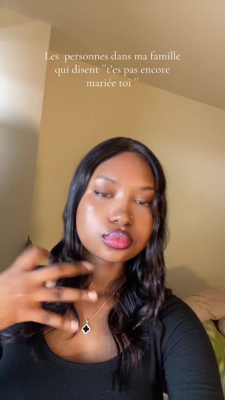 @Ayesha👁️