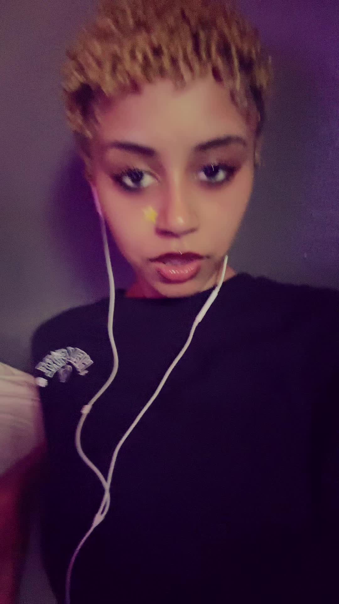 @destinlooza