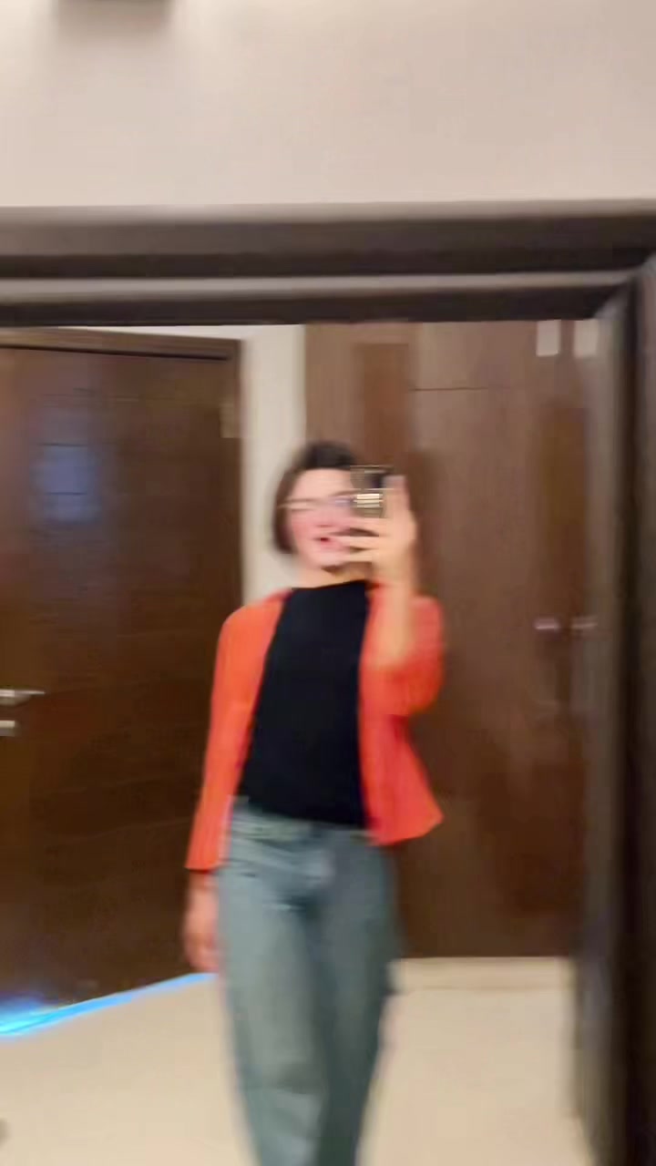 @Fadii Khan🥀🇦🇪🥵