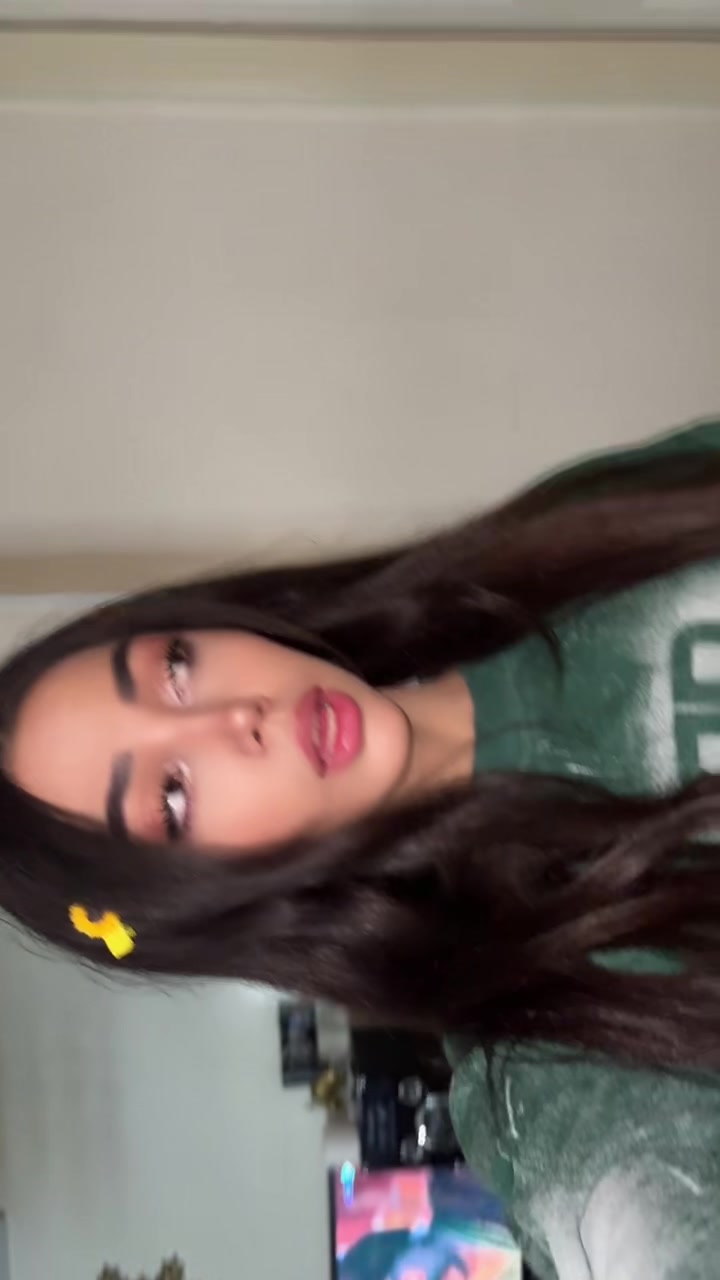 @Melikafarahani