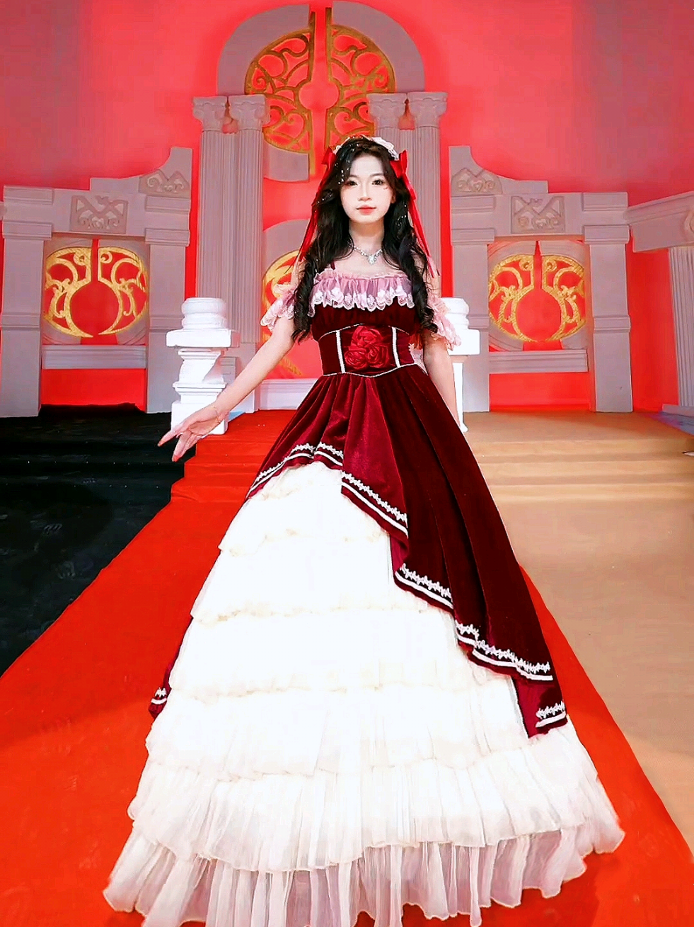 @Ch&oacute; lụm ve chai