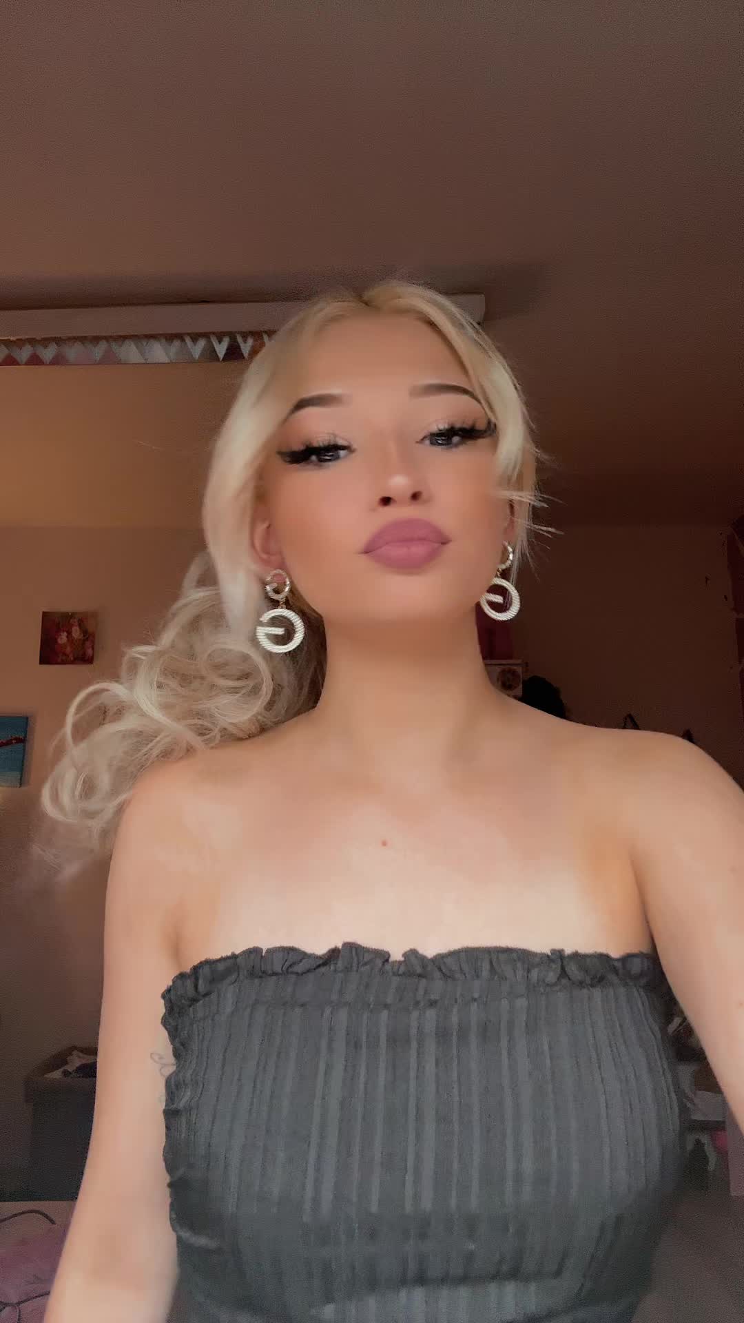 @Dana 🤍