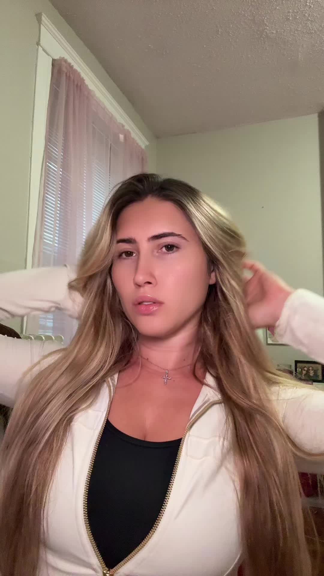 @Gabriela Raiciof