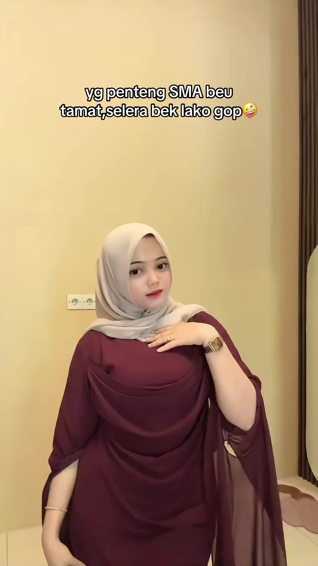 @cutkina_