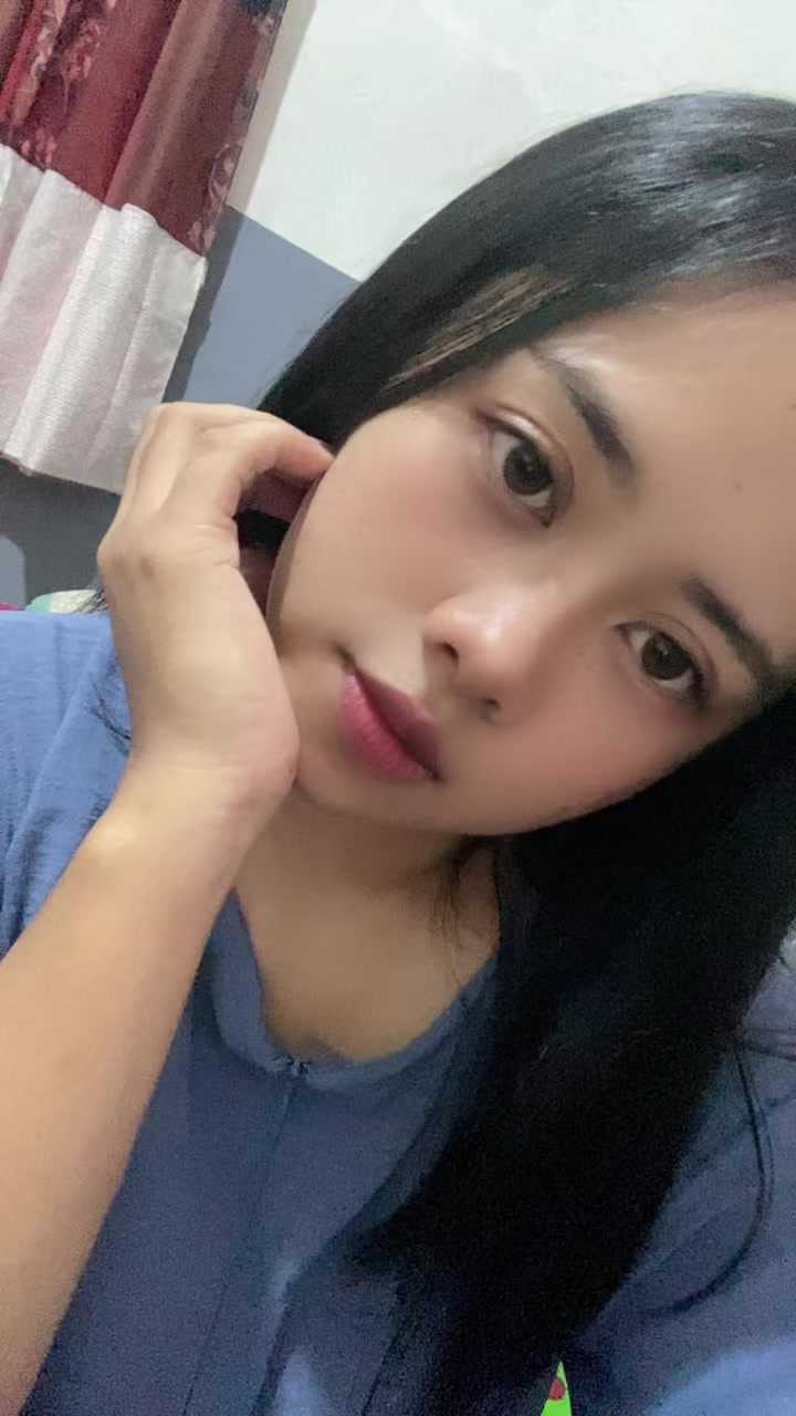@🦋TiinaCute♥️