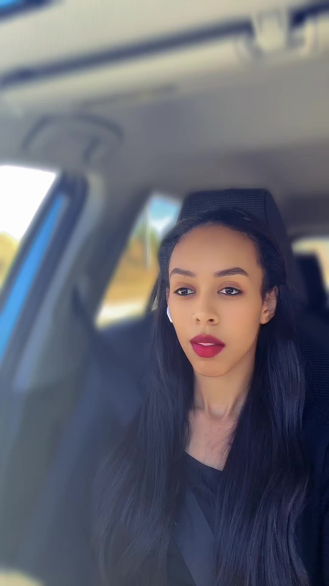 @enuka.w