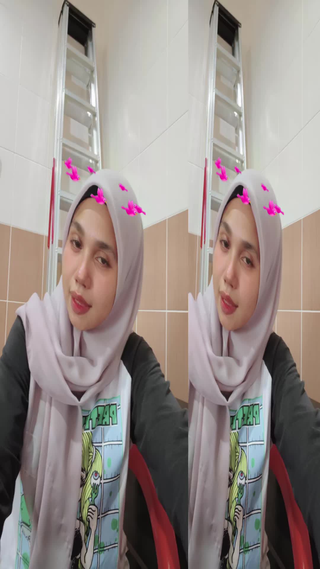 @AyuAdi 👩&zwj;❤️&zwj;👨