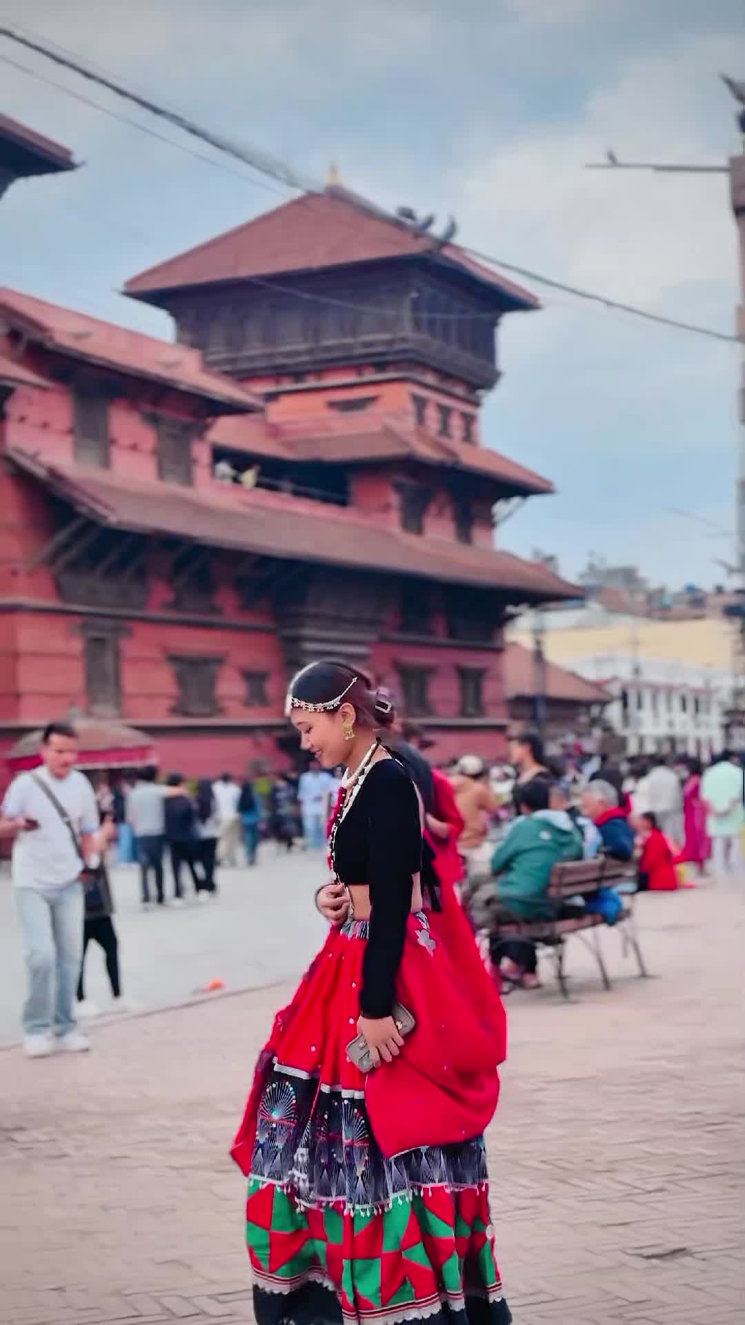 @ALPANA:🖤