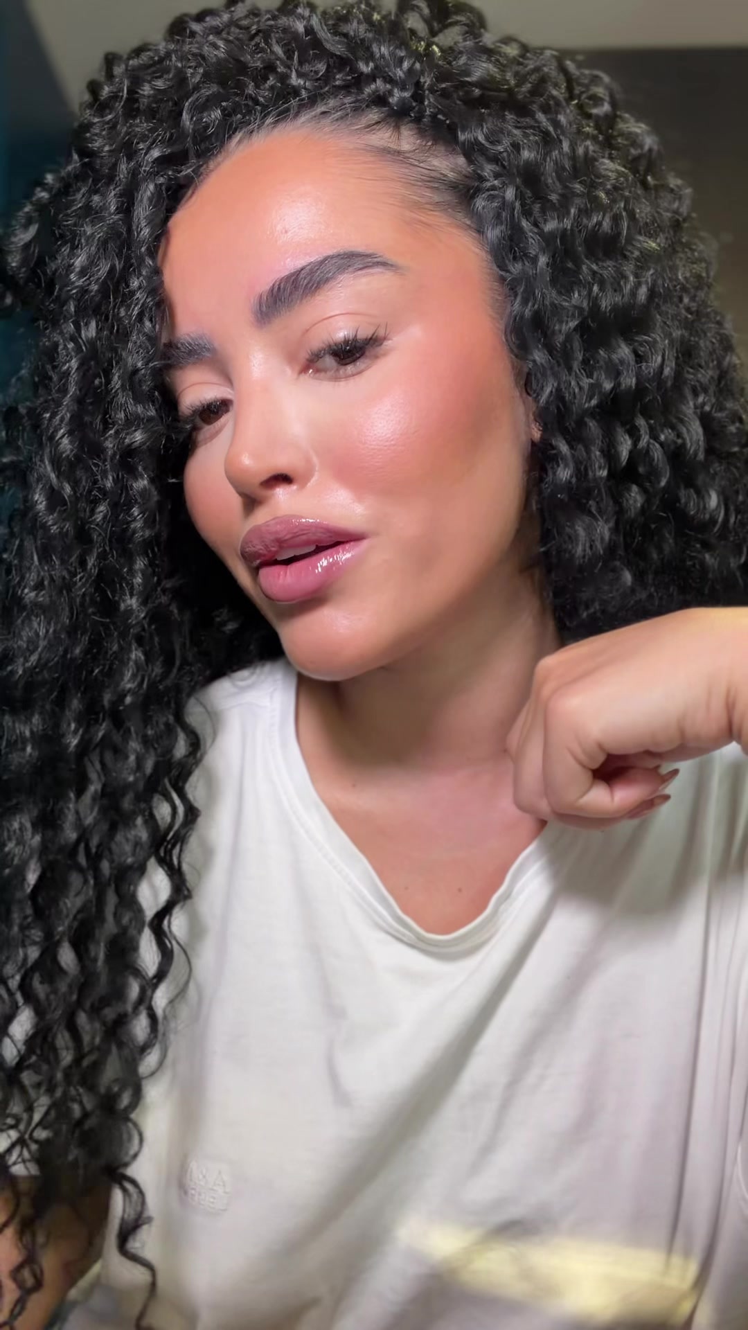 @ANISA VESELI 🎀