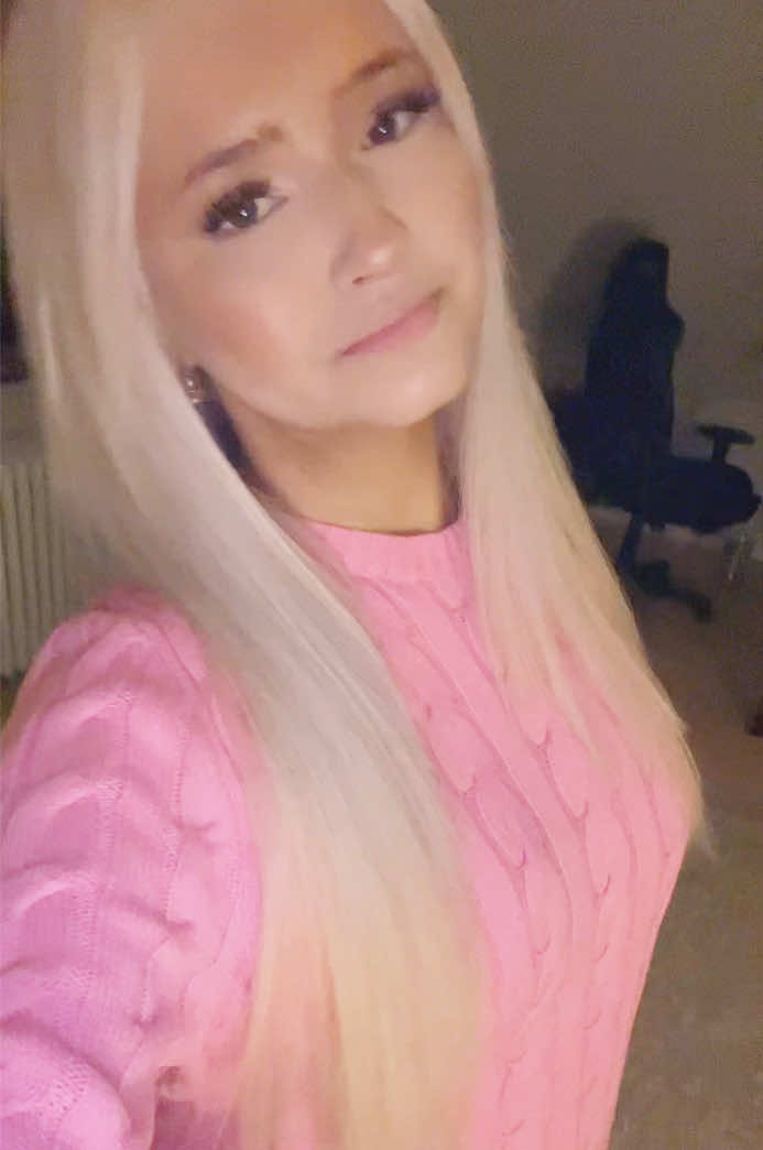 @Ника