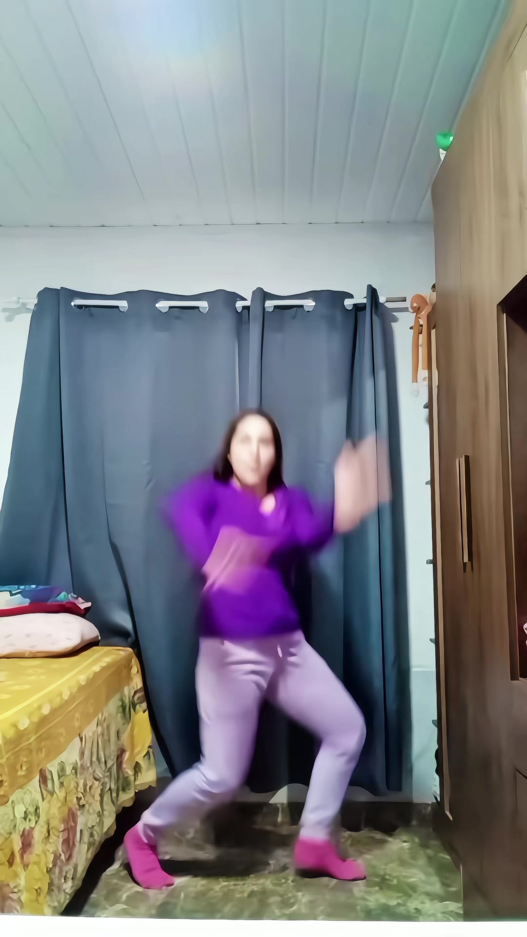@𝓒ams |𝗪⃟𝗛𝝤̸ 𝗜𝗦̶ 𝗦𝗛̷𝝣