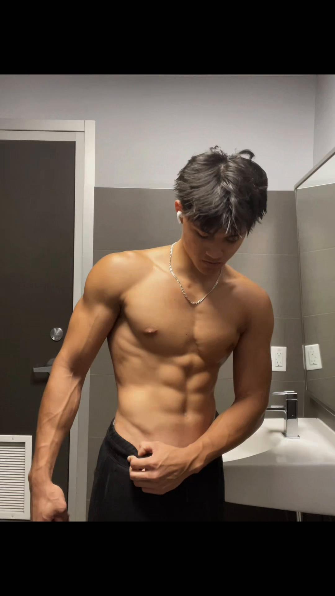 @_Mike.JL_