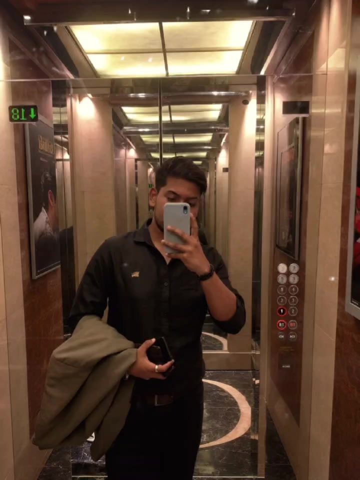 @Kowshik 7🖤🔥