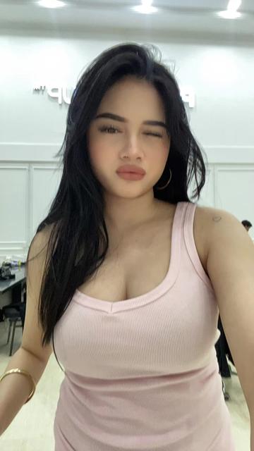 @wassuprachel 👀