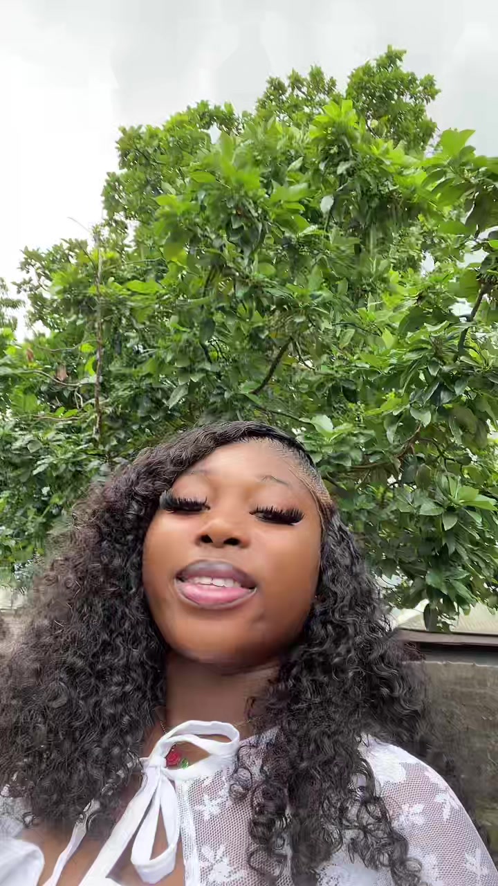 @Emmanuella Ani🌺