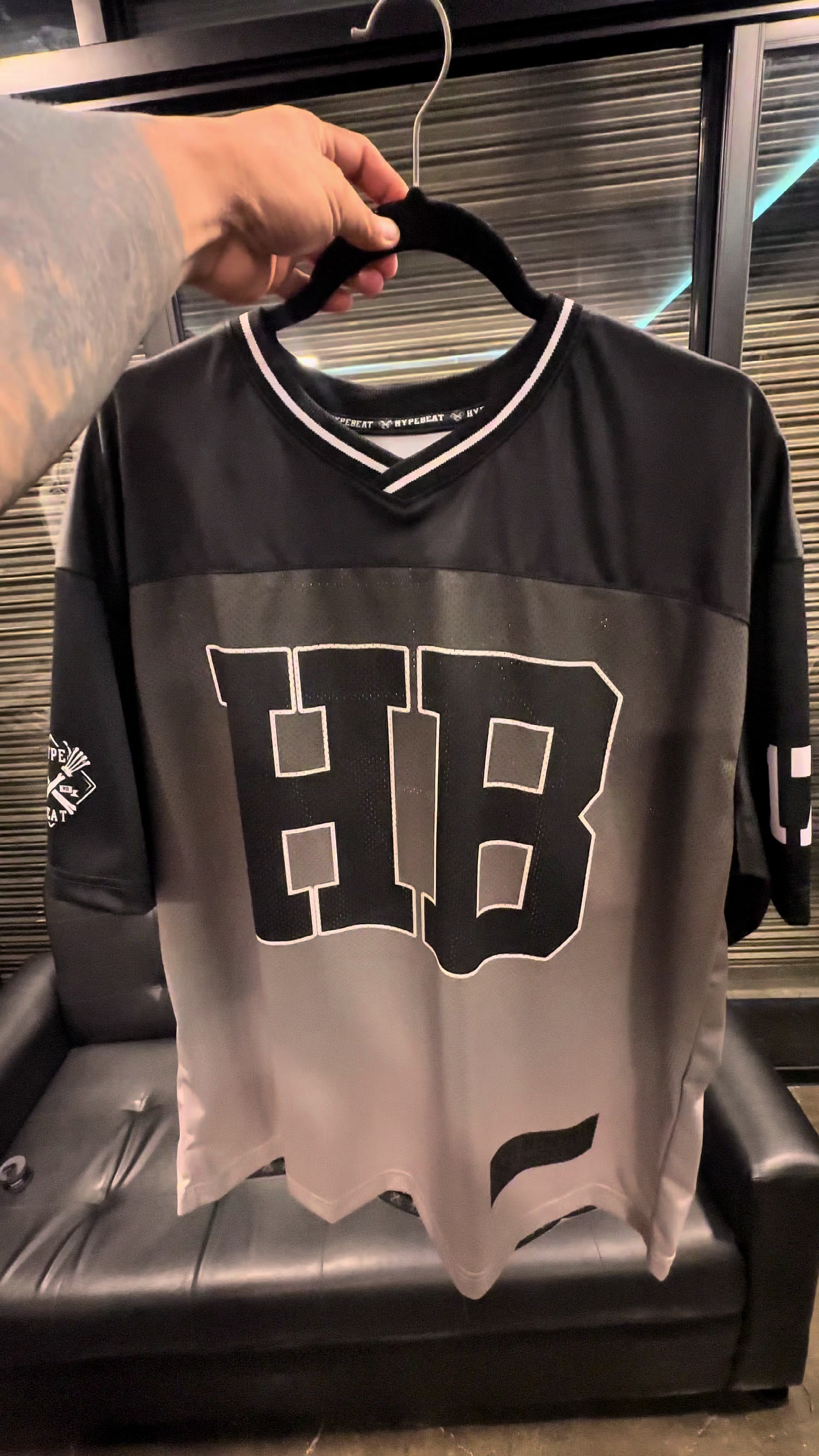 @HYPEBEAT CLOTHING