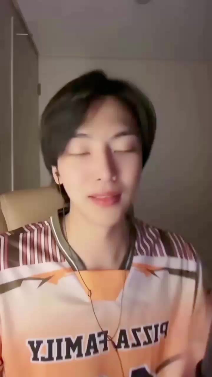 @Ahgase_RuthPamor06🍕🧡