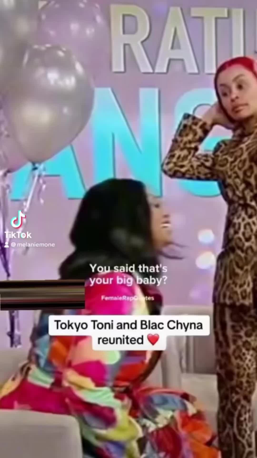 @MelanieMonay