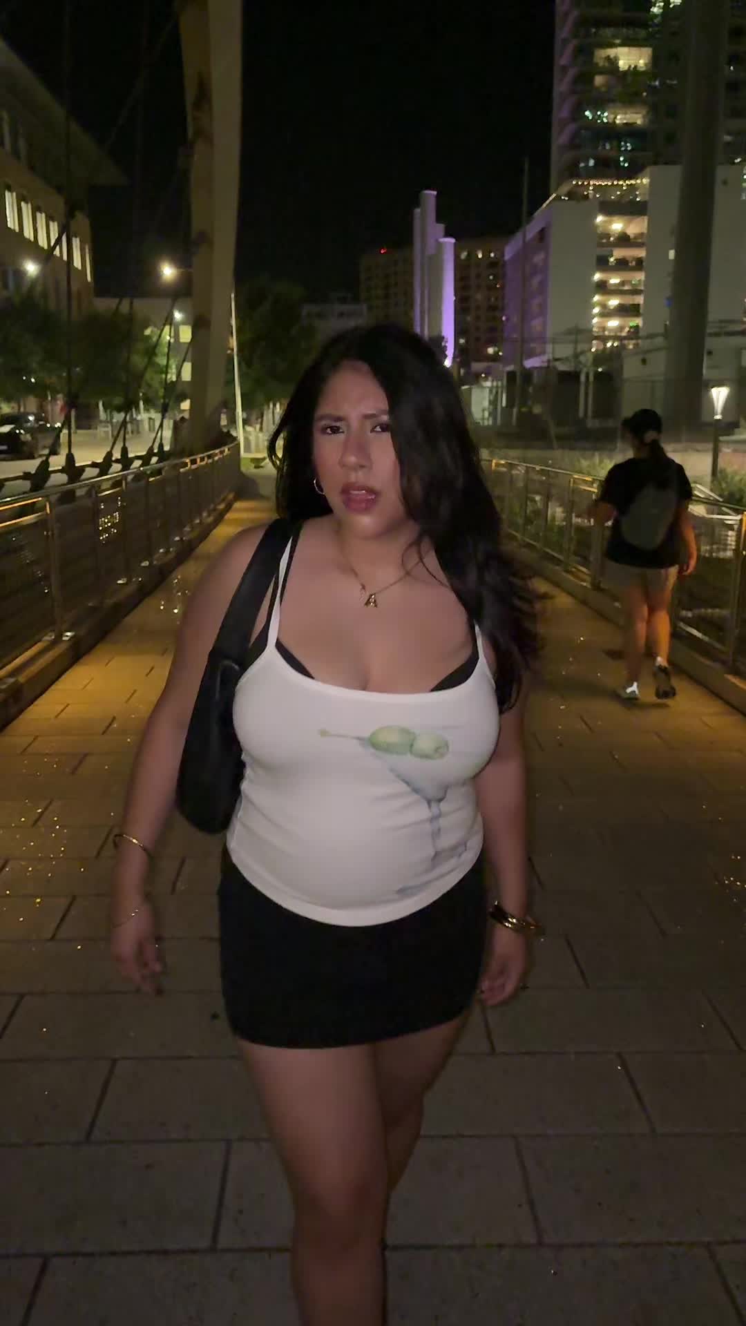 @aarontaylorjonsonswife