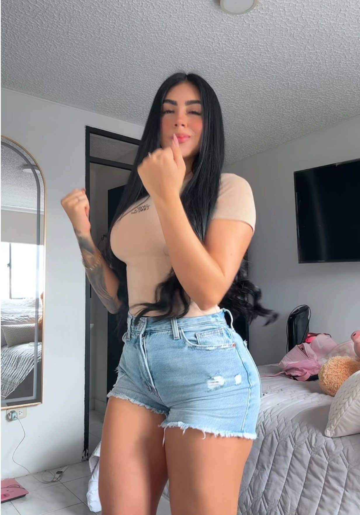 @LAPELINEGRAᴰᴹ🦍