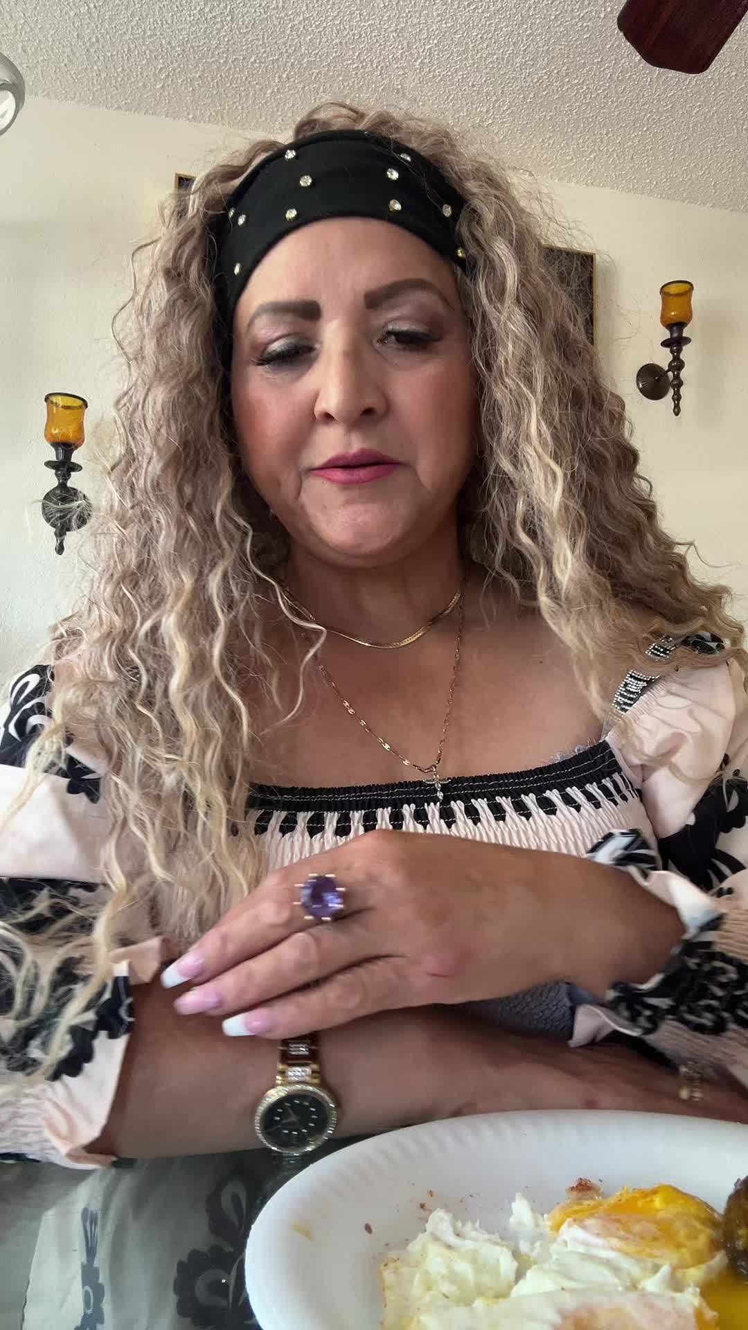 @Laura Rodríguez la tita