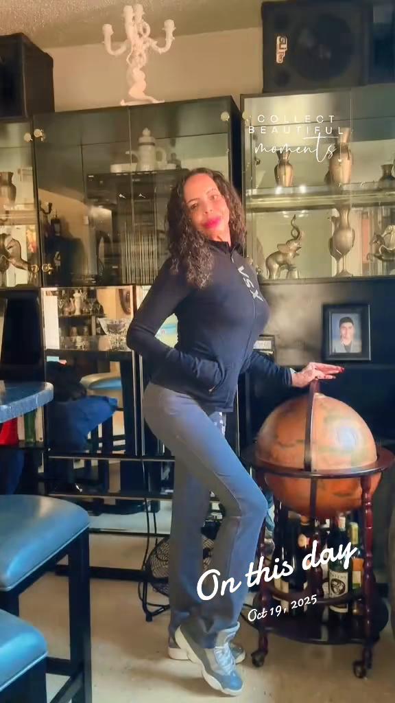 @Claudia Rom&aacute;n