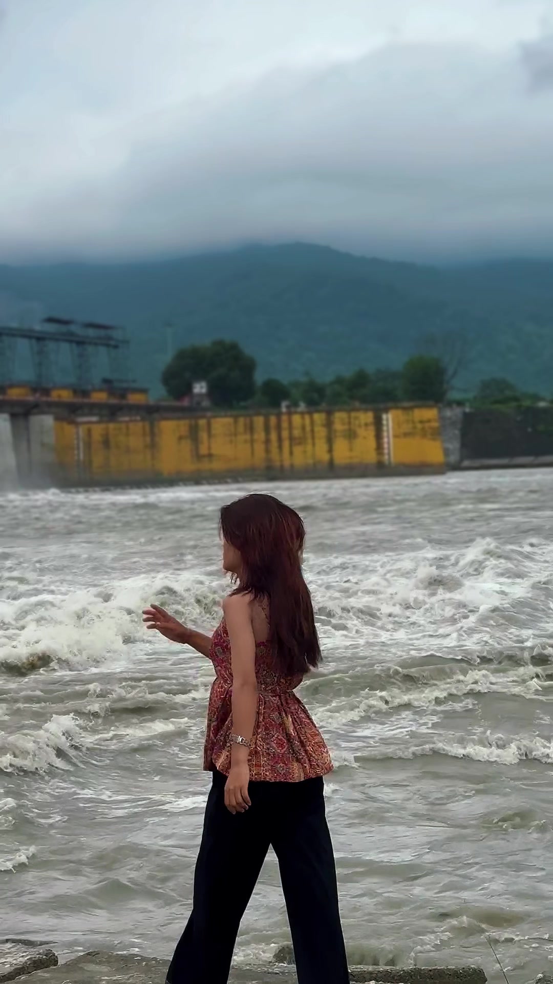 @खुसी