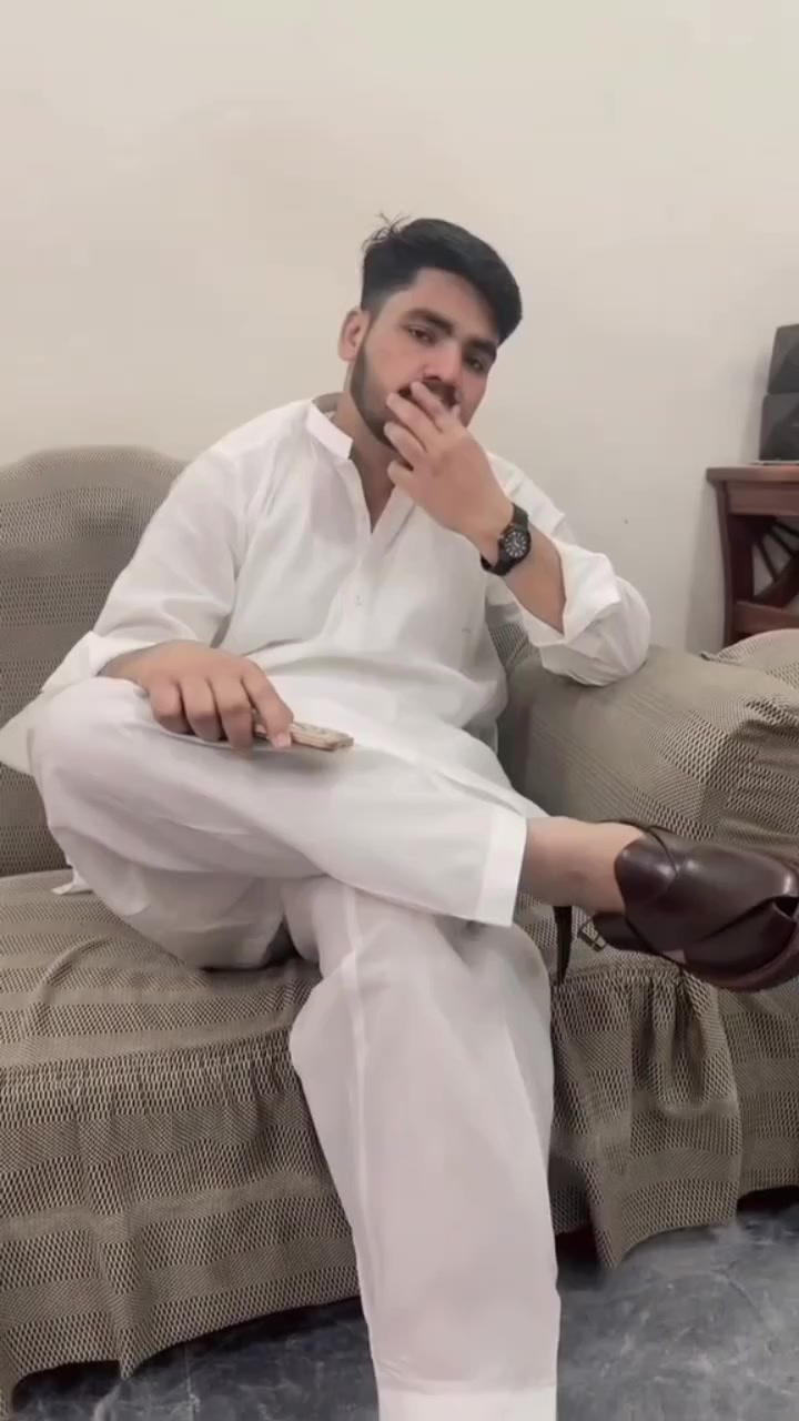 @Mr_zaheer_08