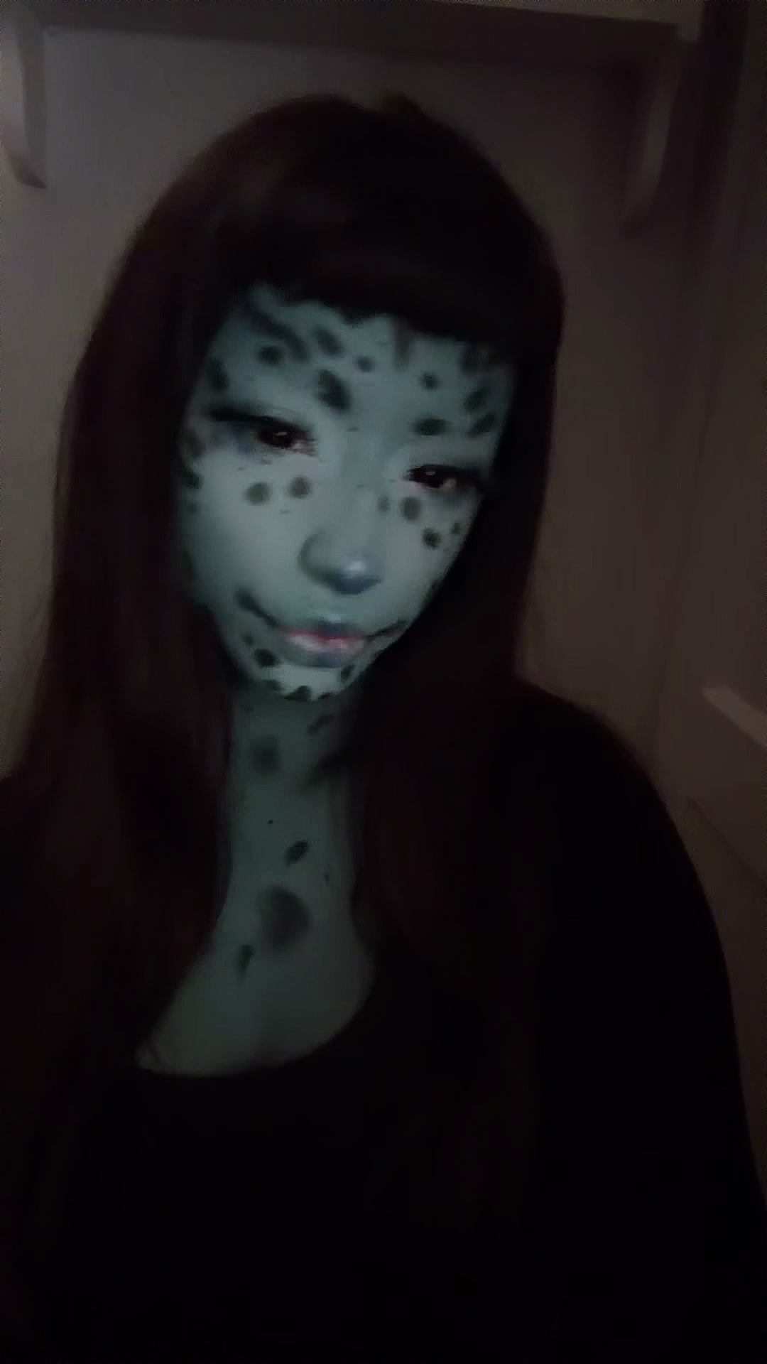 @️