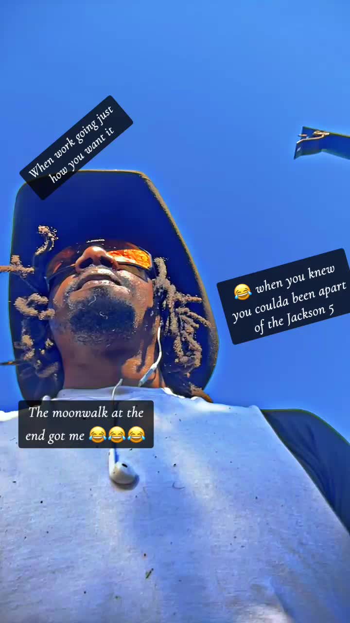 @PlayBoi23