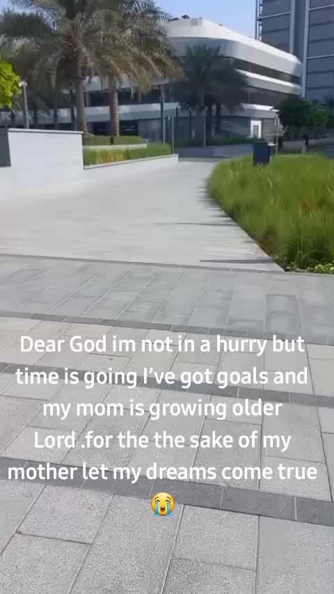@Ruth🇰🇪🇦🇪
