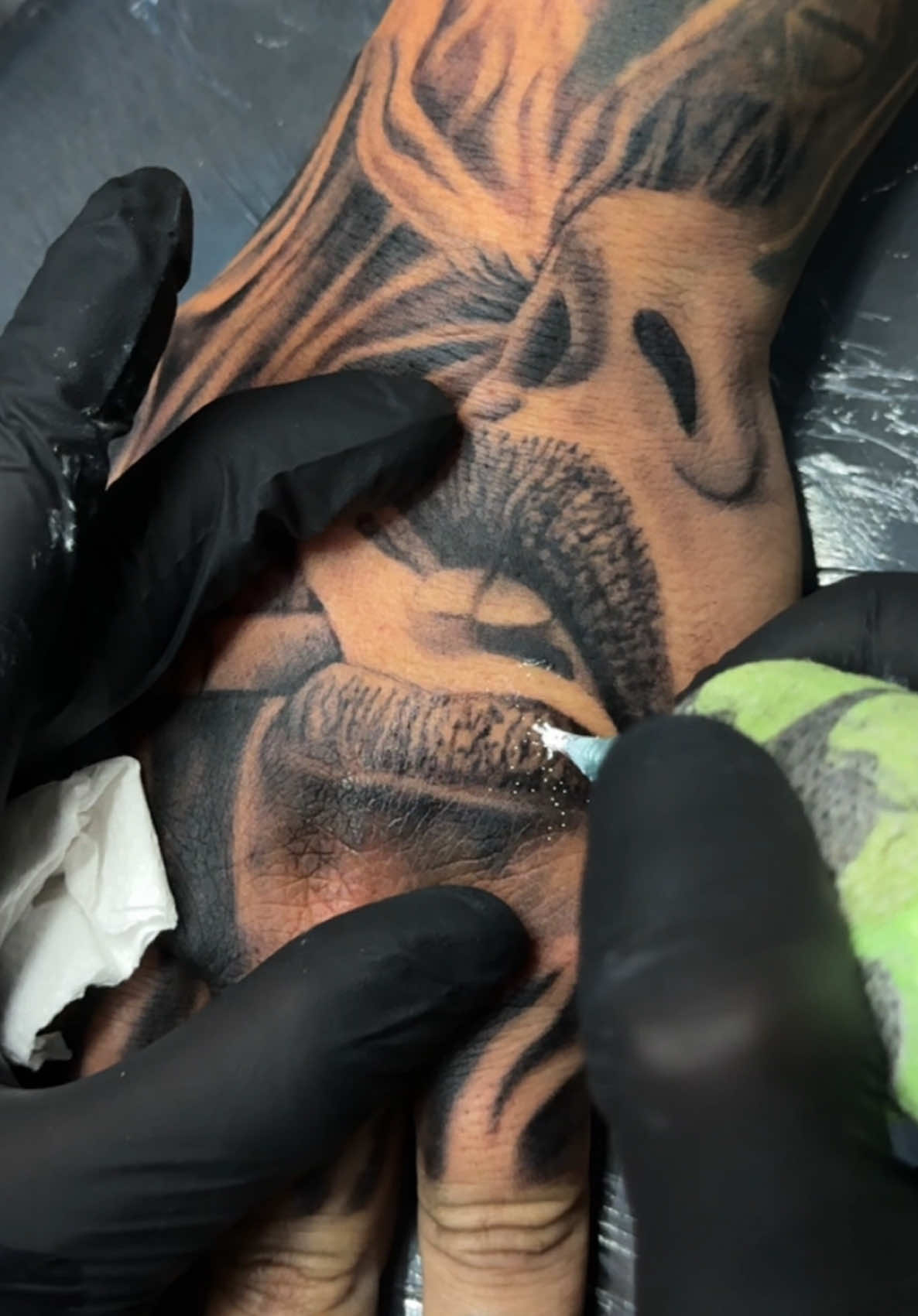 @Vago Tattoo