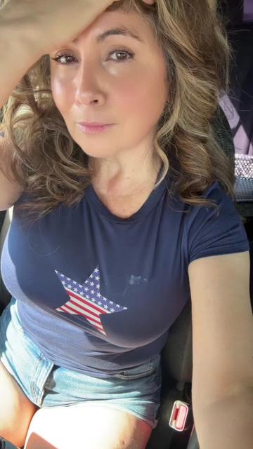 @RoxyCarlos