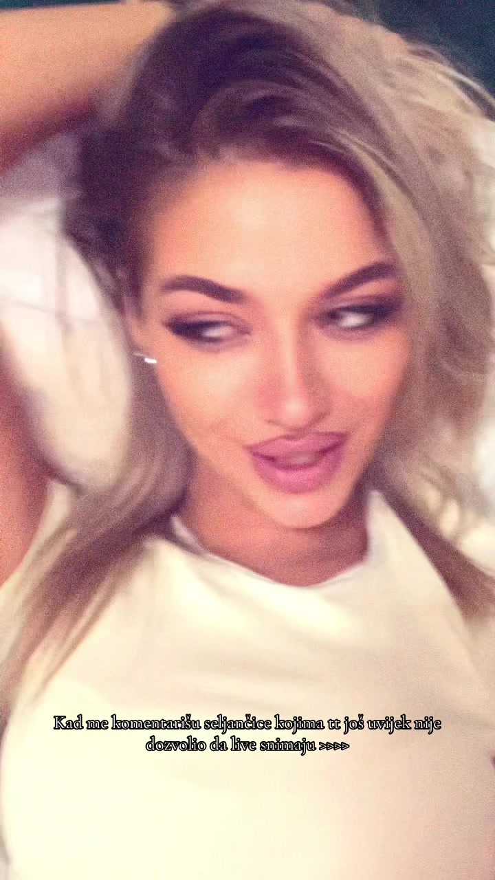 @anđela