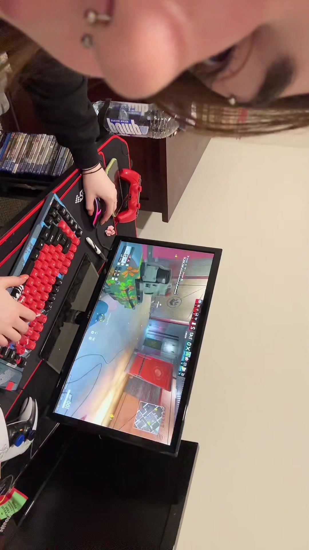 @cj