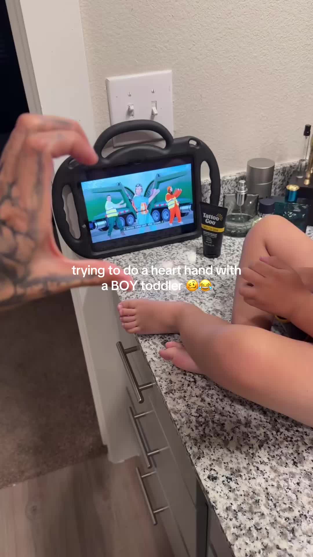 @MJ