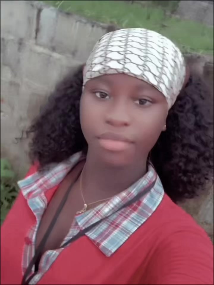 @Ella